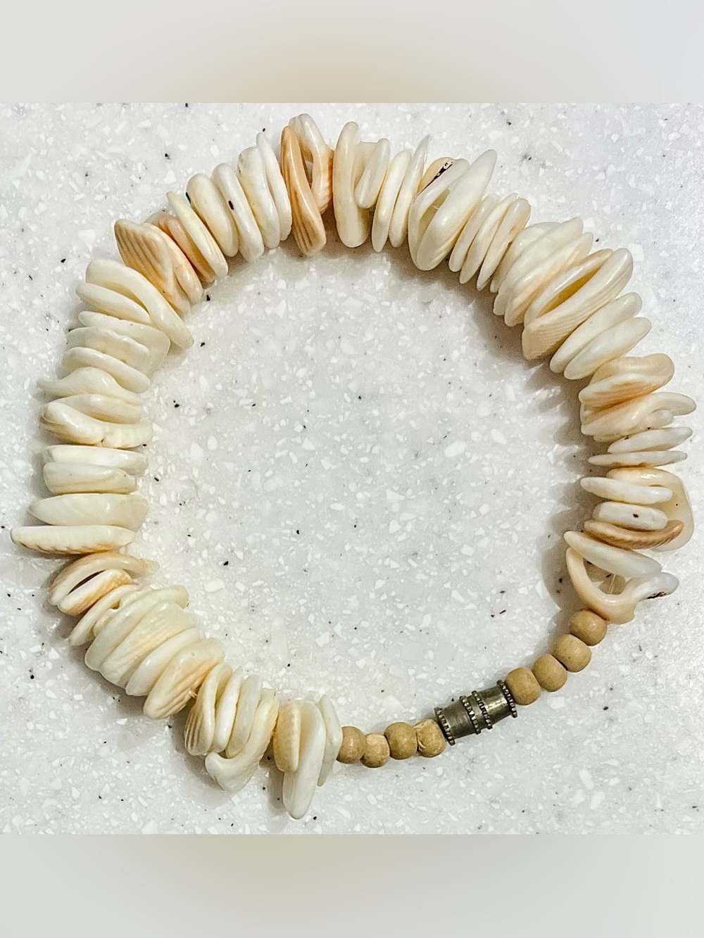 Handmade Cream Shell Bead Bracelet
